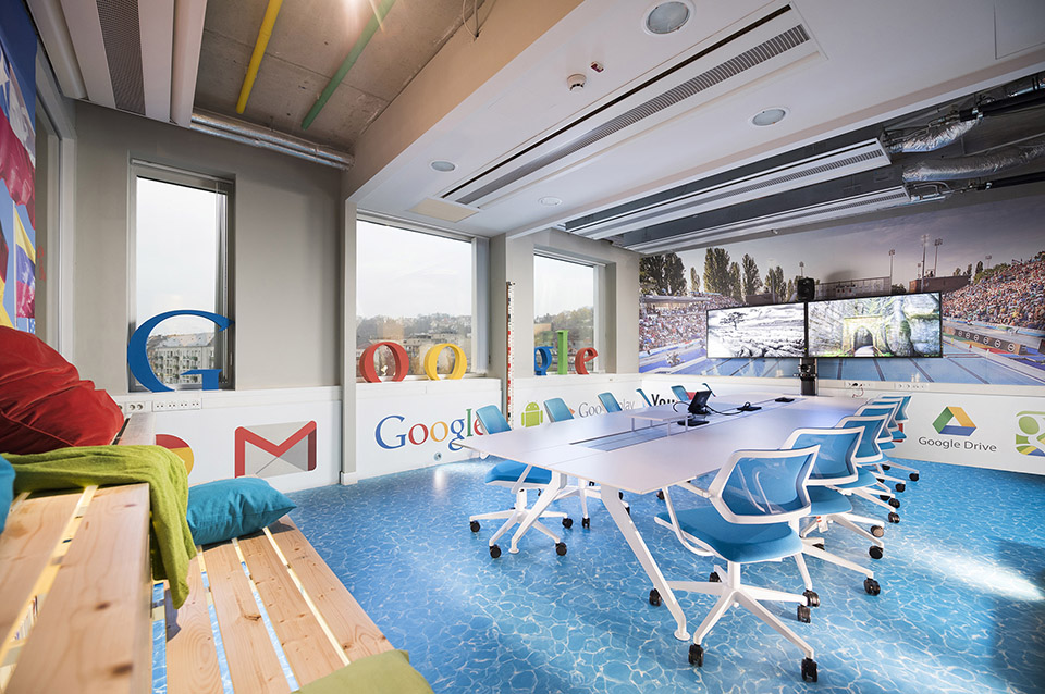 Google的办公空间从不缺少创意的办公家具
